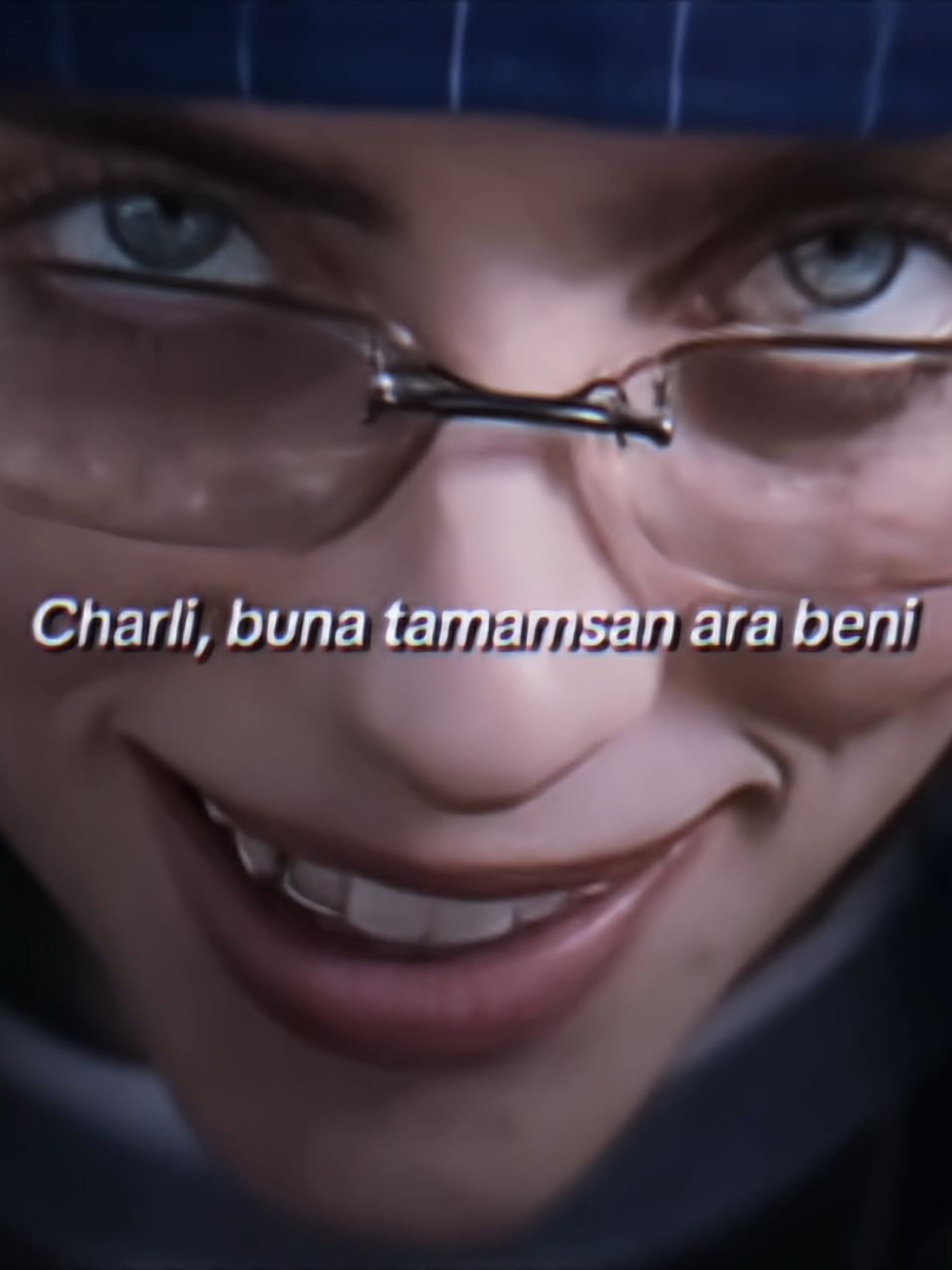 Billie Eilish & Charli XCX - Guess Lyrics: İç çamaşırının rengini tahmin etmene gerek yok Don't have to guess the colour of your underwear Orada neler olduğunu zaten biliyorum Already know what you got going on down there Küçük fiyonklu dantelli siyah çift It's the lacy black pair with the little bows Tokyo'da senin için seçtiklerim The ones I picked out for you in Tokyo Sen oturduğunda onları gördüm, dışarı bakıyorlardı I saw them when you sat down, they were peeking out Sana şimdi söyleyeceğim, tek düşündüğüm bunlar I'm gonna tell you right now, they're all I'm thinking about Denemek istiyorum, ısırmak, yalamak, tükürmek I wanna try it, bite it, lick it, spit it Onu kenara çek ve hepsini içine al Pull it to the side and get all up in it Öp, ısır, sığdırabilir miyim? Kiss it, bite it, can I fit it? Charli erkeklerden hoşlanıyor ama benim ona vuracağımı biliyor Charli likes boys, but she knows I'd hit it (Vuracağımı biliyor) (Knows I'd hit it) Charli, eğer istersen beni ara Charli, call me if you're with it #billieeilish #fyp #viral #foryoupage #foryoupage❤️❤️ 