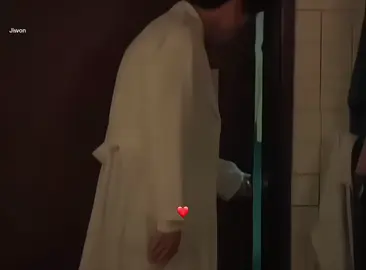 ذولي ماصدقو يرتبطون اعع فراشاات😭🦋🦋 #مائة_ذكري