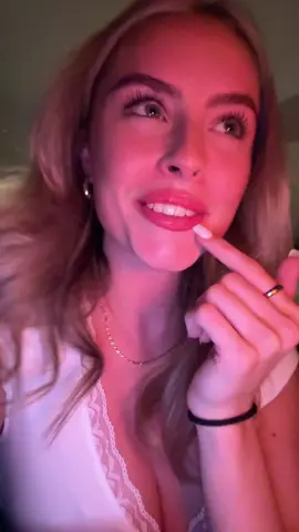 I fookin luv Zara Larson 