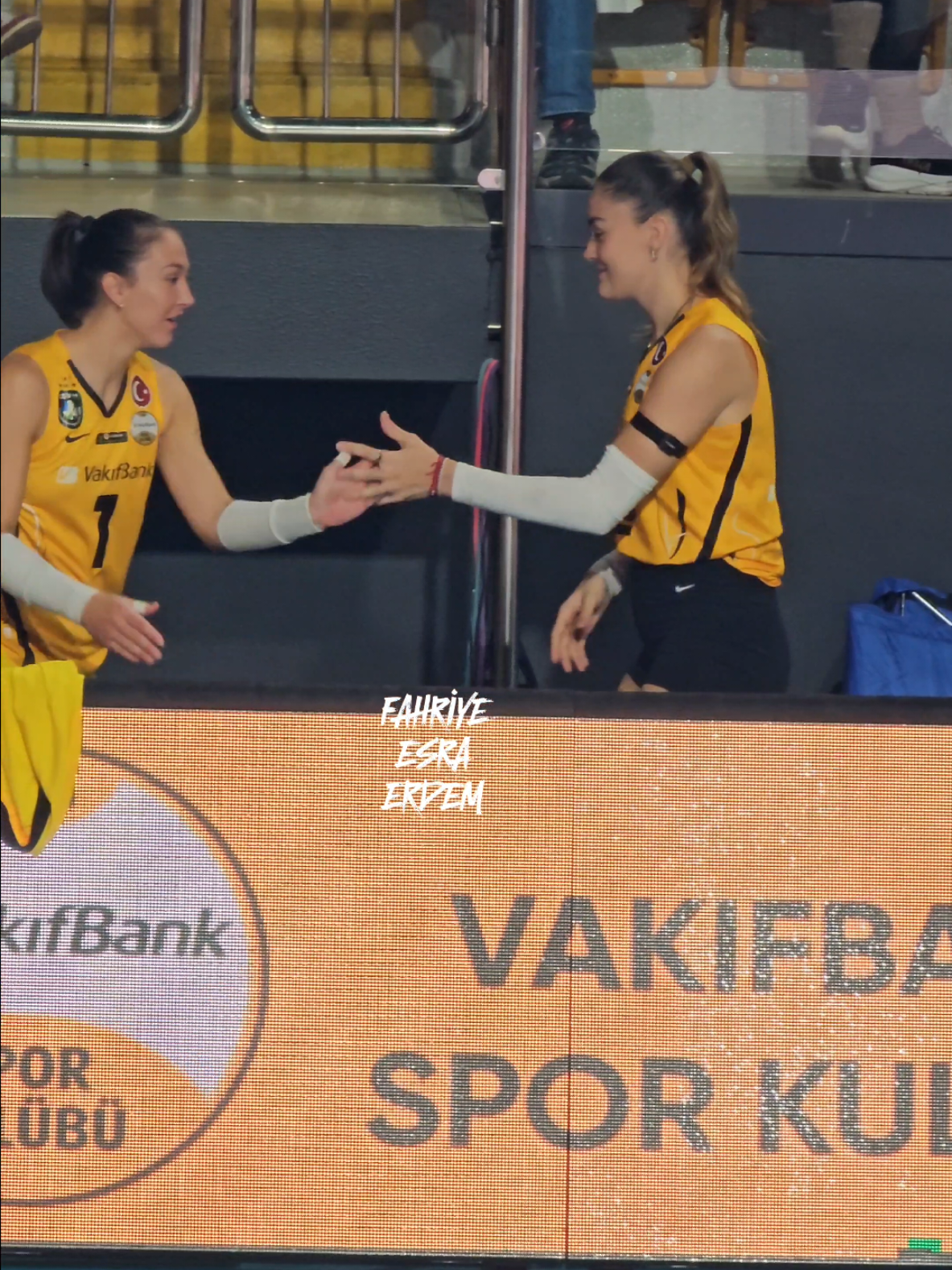 💃New Friend 💃 New Move 💃Nice Moments Zehra Gunes & Helena Cazaute #voleybol #volleyball #zehragunes #zehragüneş #voleibol 