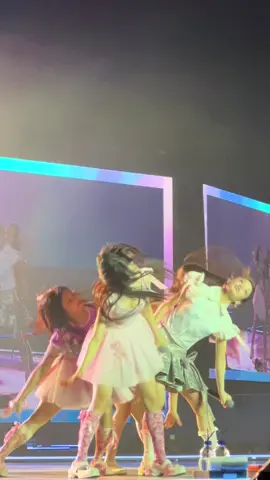 @ILLIT #illitmagnetic #czybca #xyzabc #fyp #illit 