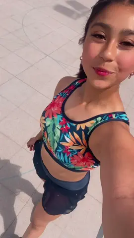 Feliz con mi ropa de entrenamiento especial para estos días de calor @MSVSTORE @confecciones msv #patinaje #deporte #EntrenamientoDePatinaje #patin #axel 