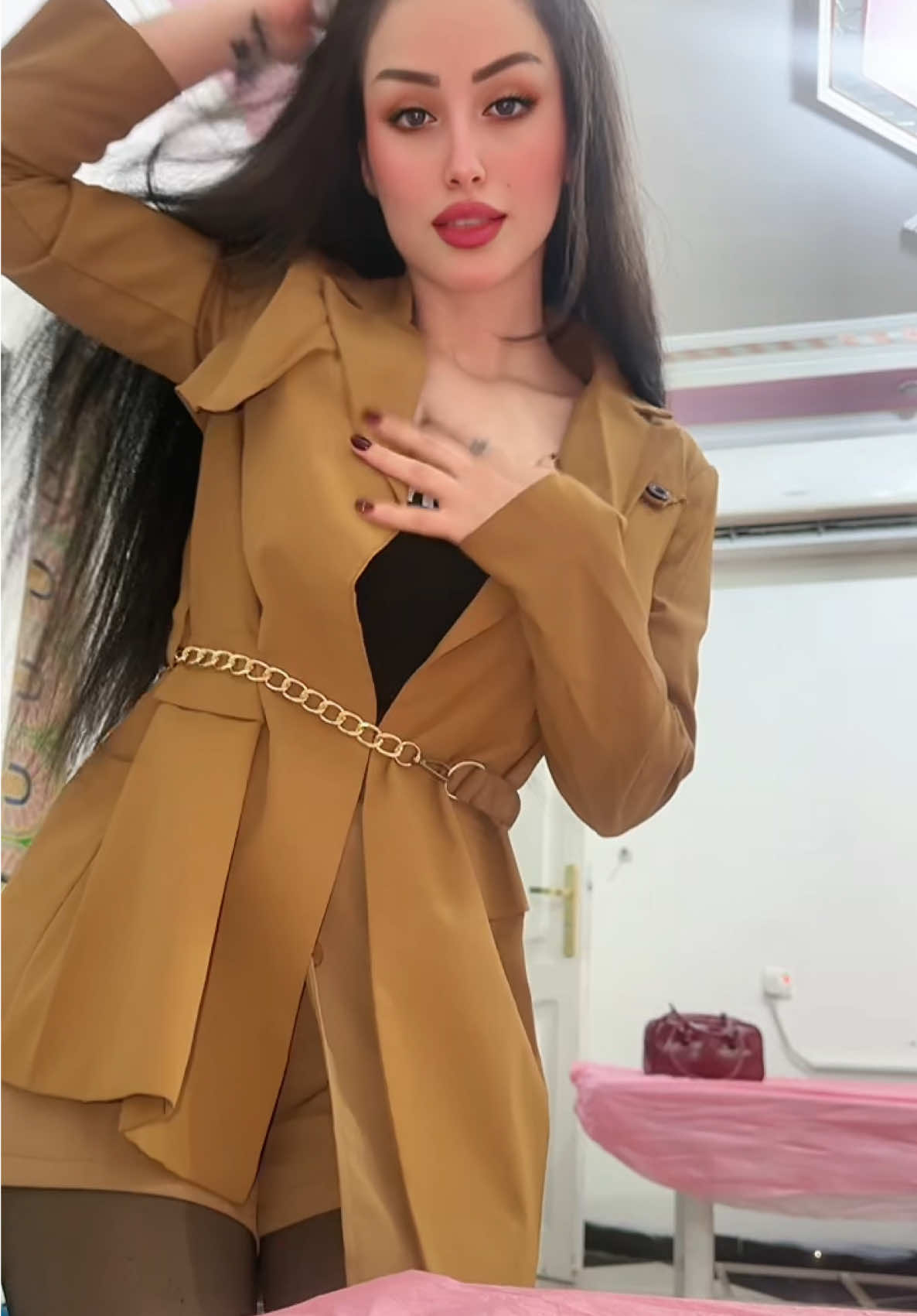 ياصغيرونه🤍🫦  #creatorsearchinsights #fyp #like #foryoupage #ايه_الشمري 