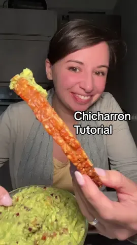 Chicharron Anleitung mit dem airfryer, wie du ihn zu 100% knusprig hinbekommst.  Update: nach dem einölen auf 200 grad erhöhen! #crunchy #chicharron #porkbelly #selbstgemacht #crispyporkbelly 