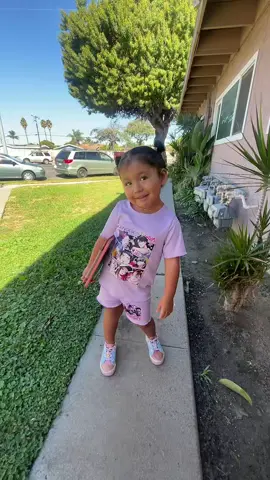 When I tell you it’s her favorite outfit !   #creatorsearchinsights #fyp #foryou #kpop 