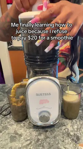 Finally decided to start juicing at home because $20 smoothies were getting out of hand 🥬🍎 The @SUSTEAS US Cold Press Juicer makes it so easy — wide opening for whole fruits, smooth juice with high yield, and cleanup takes minutes. It’s sturdy, quiet, and makes me feel like I actually have my life together. #juicetok #thanksgivingvibes #spotlightfinds #healthyhabits #kitchentok 