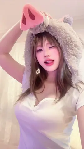 แม่อู้ด