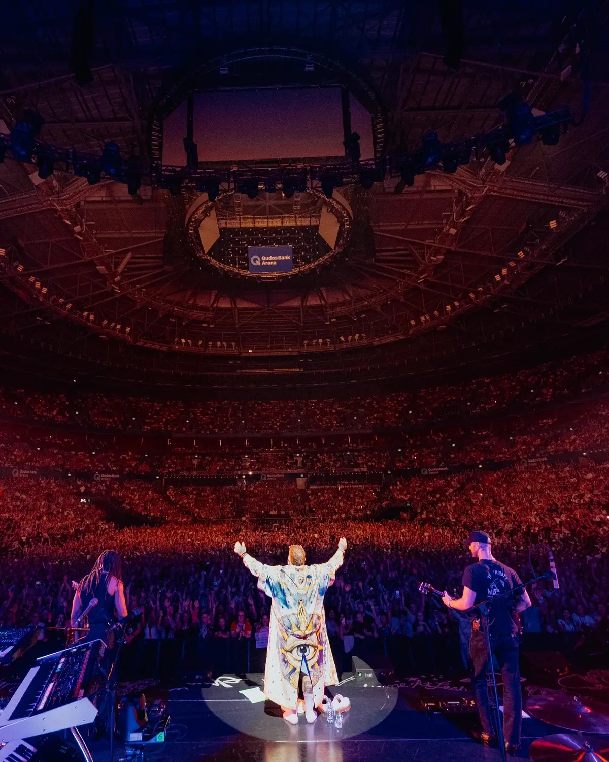 AUSTRALIA !! My home away from home. I don’t know how to say I love you or thank you enough. Brisbane night 2 tonight! Melbourne, Adelaide and Perth I can’t wait to see you!  📸: @Bryce Hall (not that one) 