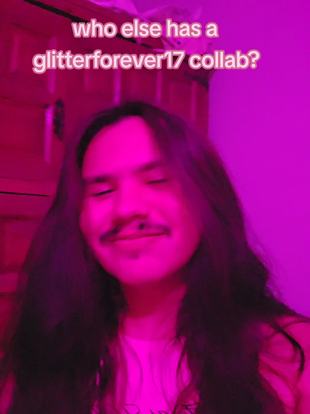 super rare flex actually, now who wants to make a giant gummy EOS with me? #glitterforever17 #nostalgic #2010snostalgia 