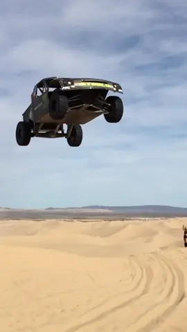 Old #monsterenergy doonies days #kyleleduc and Ampudia going full send in #Glamis 