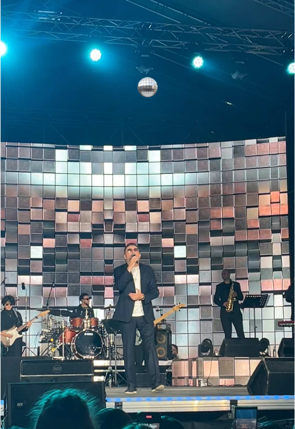 Janjanjannnn#artashat #hamerg #concert #armanhovhannisyan @arman.hovhannisyan.music 