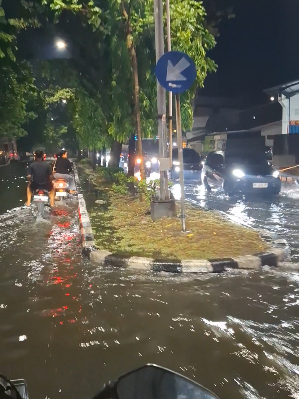 wong tlogosari yen karo sabar wes koyok dulur dewe #semarang24jam #usm #tlogosari #semarang 