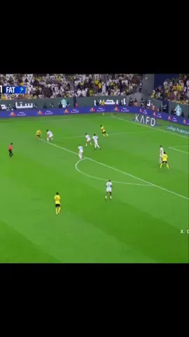 ‏أنت تاريخ كرستيانو أنت أسطورة القدم يا كرستيانو 😨🤷🏻‍♂️! #تيم_تانكر💎 #fyp 