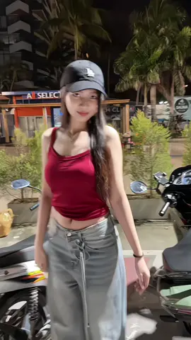 วันนี้แต่งตัวแมทรถ5555 #เสื้อสายเดี่ยว #เสื้อกล้ามมีบรา 