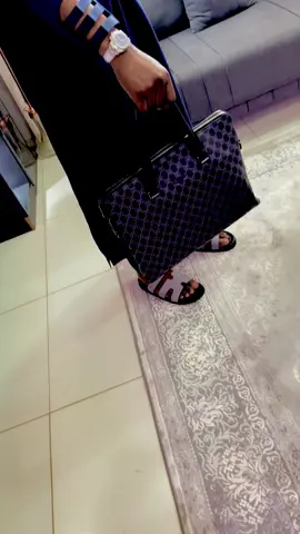 #niameyfashionhouse1 
