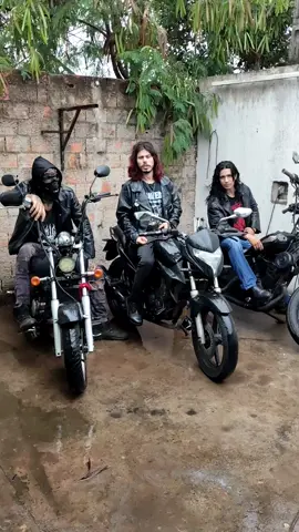 🔥 Mini Tour Sul Profano 2025 🔥 A horda Carniçal está pegando a estrada! 📍 19/11 — Caxias do Sul-RS | @radioativostudiomusichall 📍 21/11 — Joinville-SC | @hangar7musicbar 📍 22/11 — Guarapuava-PR | @pubanonima  Todas as informações e flyer no perfil da banda!  Corra a garanta seu ingresso seus morfericos 🫴🏻 🔥  #Carniçal #MiniTourSul #BlackMetal #MetalNacional #AoVivo 