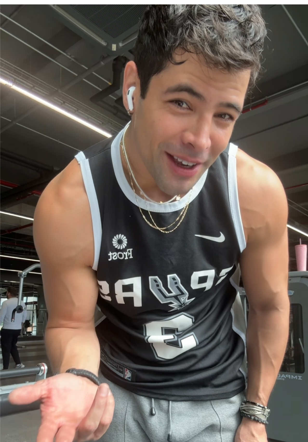 No me olvides, recuérdame. 