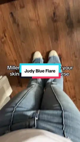 Tall girls and short girls unite over these Judy blue flare Jeans! #judybluejeans #flarejeans #lightwashdenim #nondistresseddenim #lightwashflaredenim @Freckled Poppy 