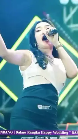 kalau tak ada bujang duda pun mau #ersaamelia  hot berkeringat #fmusic 