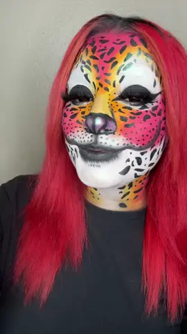 #selftaughtmakeupartist #undiscoveredmua #artthroughmakeup #31daysofmehronhalloween #lisafrank @Mehron Makeup 
