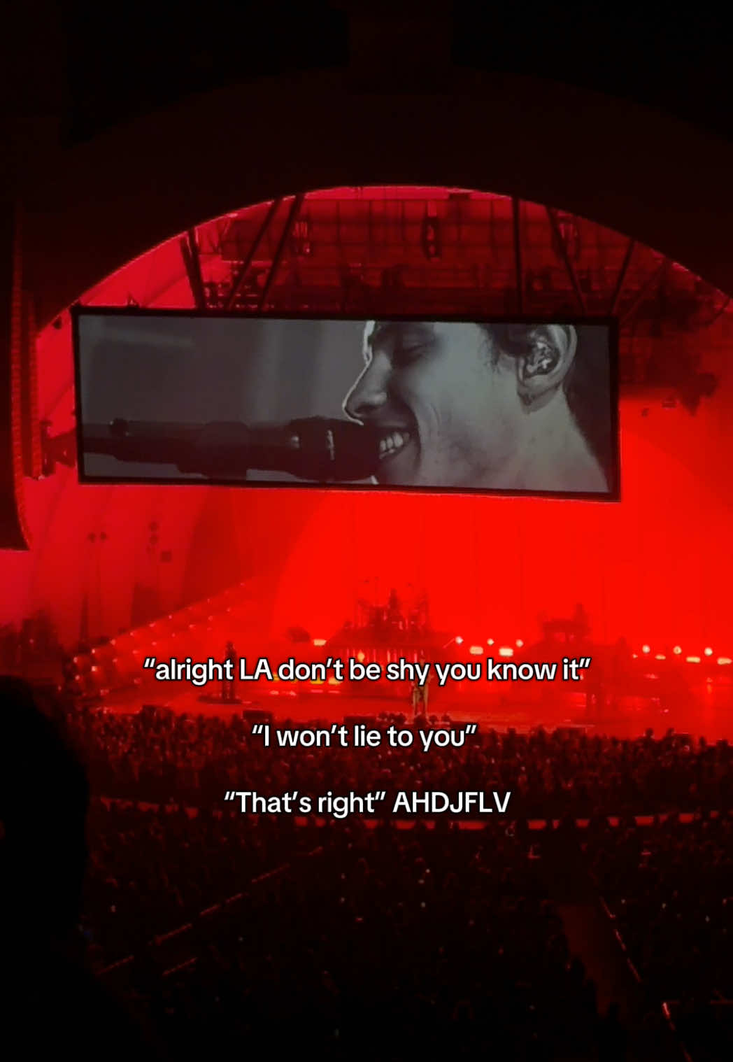 high school me was going crazy #shawnmendes #fyp #foryou #hollywoodbowl #ontheroadagain 