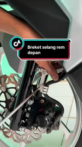 breket selang rem universal bisa untuk semua motor. #breketselangrem #breketselangremcnc #sparepartmotor #danapelajar #variogank 