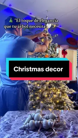 Dale a tu árbol ese toque elegante y luminoso que hará brillar tu Navidad 🤍🎄Estas esferas blancas combinan con todo y destacan especialmente en árboles con nieve artificial o luces cálidas.Perfectas para lograr una decoración moderna, limpia y llena de magia navideña.👉 ¡Haz que tu árbol sea el protagonista este año! 🌟#DecoraciónNavideña #ÁrbolDeNavidad #naturalchristmas #neutralchristmasdecor #christmasornaments #christmas #christmasballornaments #anthropologiechristmasdecor2026#christmas2025ornamentsball #chriatmasdecor2026#christmastreeornaments #holidaydecorhaul #chriatmasdecor2025#potterybarnchristmas2025#chrsitmasdecor2025 #chrishmasdecor2025