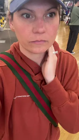 Just kidding, I love my mother in law (Mom [you heard that right] please don’t stop watching my kids and feeding my family) 😂🫠 #momlife #wifelife #couplehumor #motherhoodunplugged