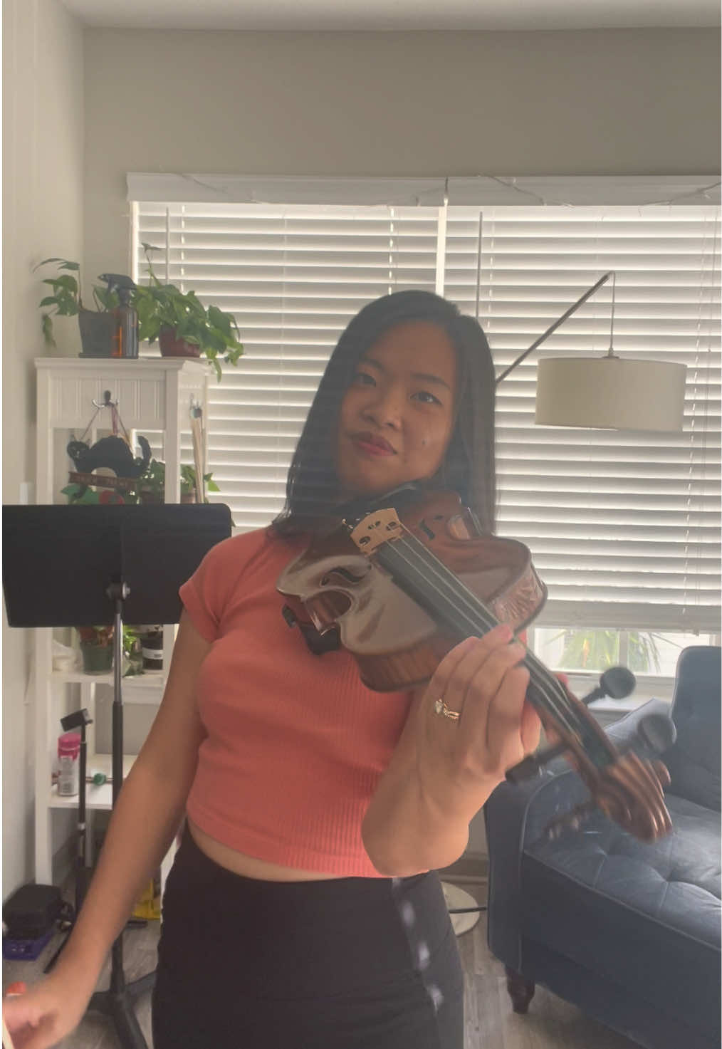 I WOULD LIKE A RINGGG @Raye #violincover #whereismyhusband 