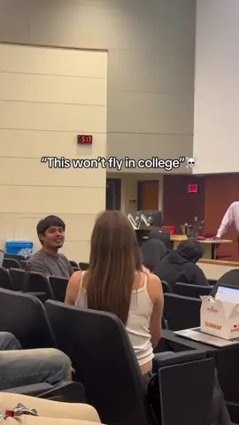 Lectures are so unserious😭 #studyhack #college #lecture #aitools #prank 