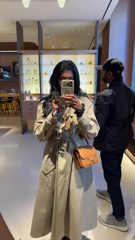 Did this really happen? 😭🫣 #browngirl #hermes #luxuryfashion #hubbywifey #MomsofTikTok 
