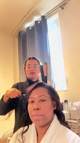 Your dream wedding look, all in one place. ✨ Say goodbye to coordinating multiple vendors! I specialize in creating a seamless, luxurious experience for the bride-to-be. From soft, romantic makeup that lasts through every 