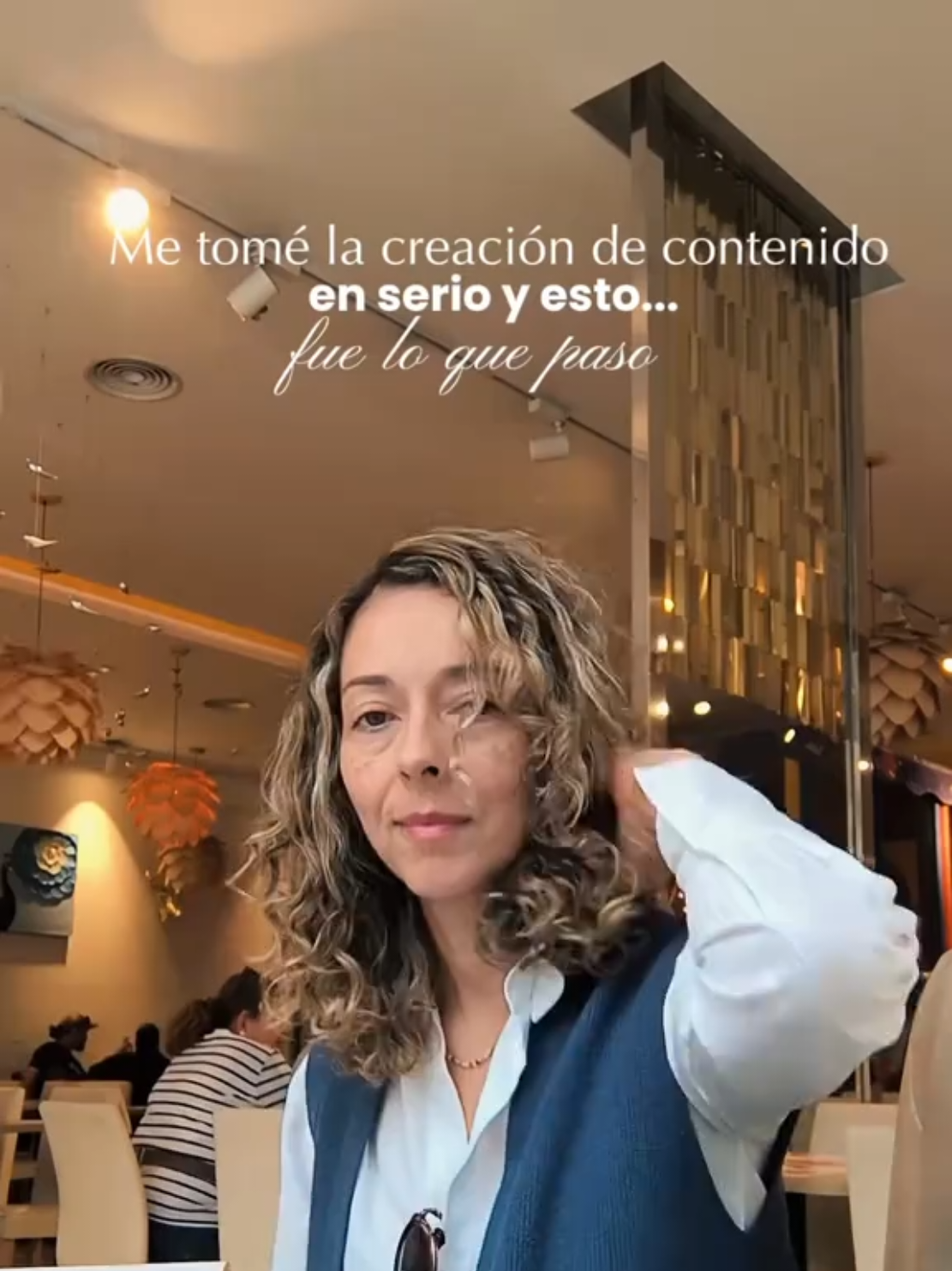 Ha sido toda una transición y voy a mi ritmo, acepto con naturalidad cuando no soy elegida para un contenido y celebro cuando una marca o agencia ve potencial en mi. He entendido que mi contenido funciona en ciertos nichos y en otros no y no me frustra para nada porque entiendo que hay un mundo lleno de oportunidades donde mi esencia encaja perfectamente y funciona. He entendido que el valor no está en el vídeo, sino en el impacto, cuando ves que una marca te dice: 