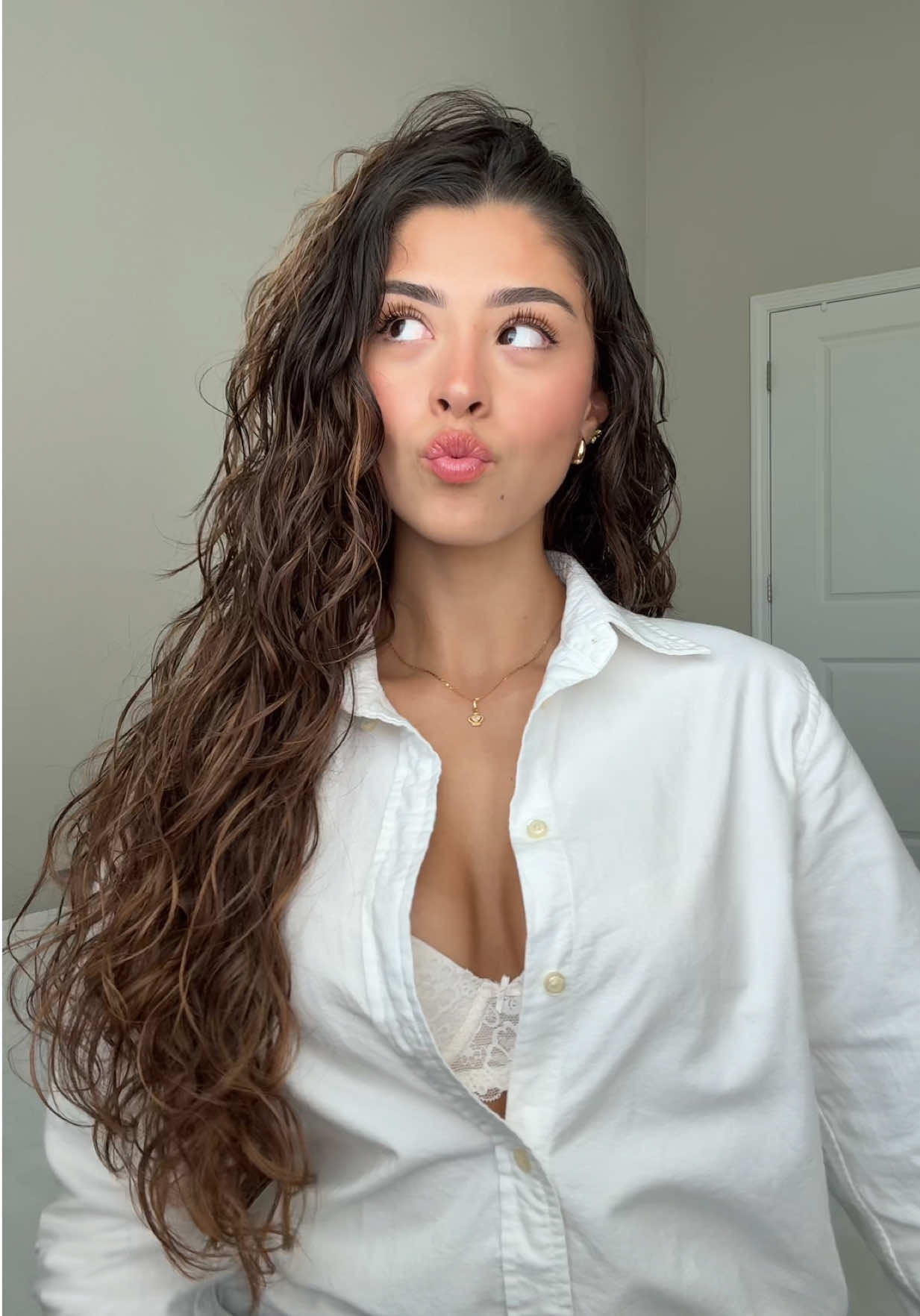 she only comes out like twice a year tho loll 😇💕