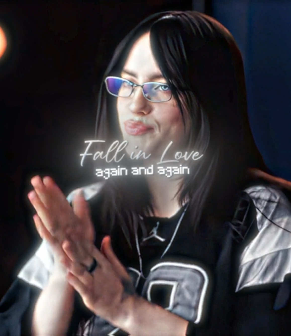#billieeilish | it’s October 18th. . scp: @overbills  ib: mine cc: mine 🖇️@BILLIE EILISH  . #billieeilishedits #billieeilishfan #aftereffectsedit #viral 