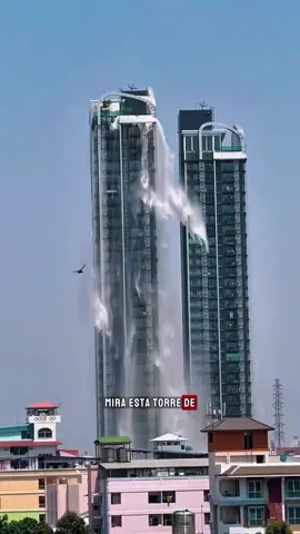 ¿Por Qué Este Rascacielos De 60 Pisos No Colapsó En Un Terremoto de 7.7? 😮 #rascacielos #terremoto 