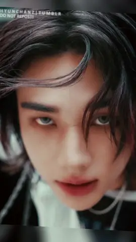 This man’s eyes👀 #hyunjin #straykids #fyp #foryoupage #skzstay 