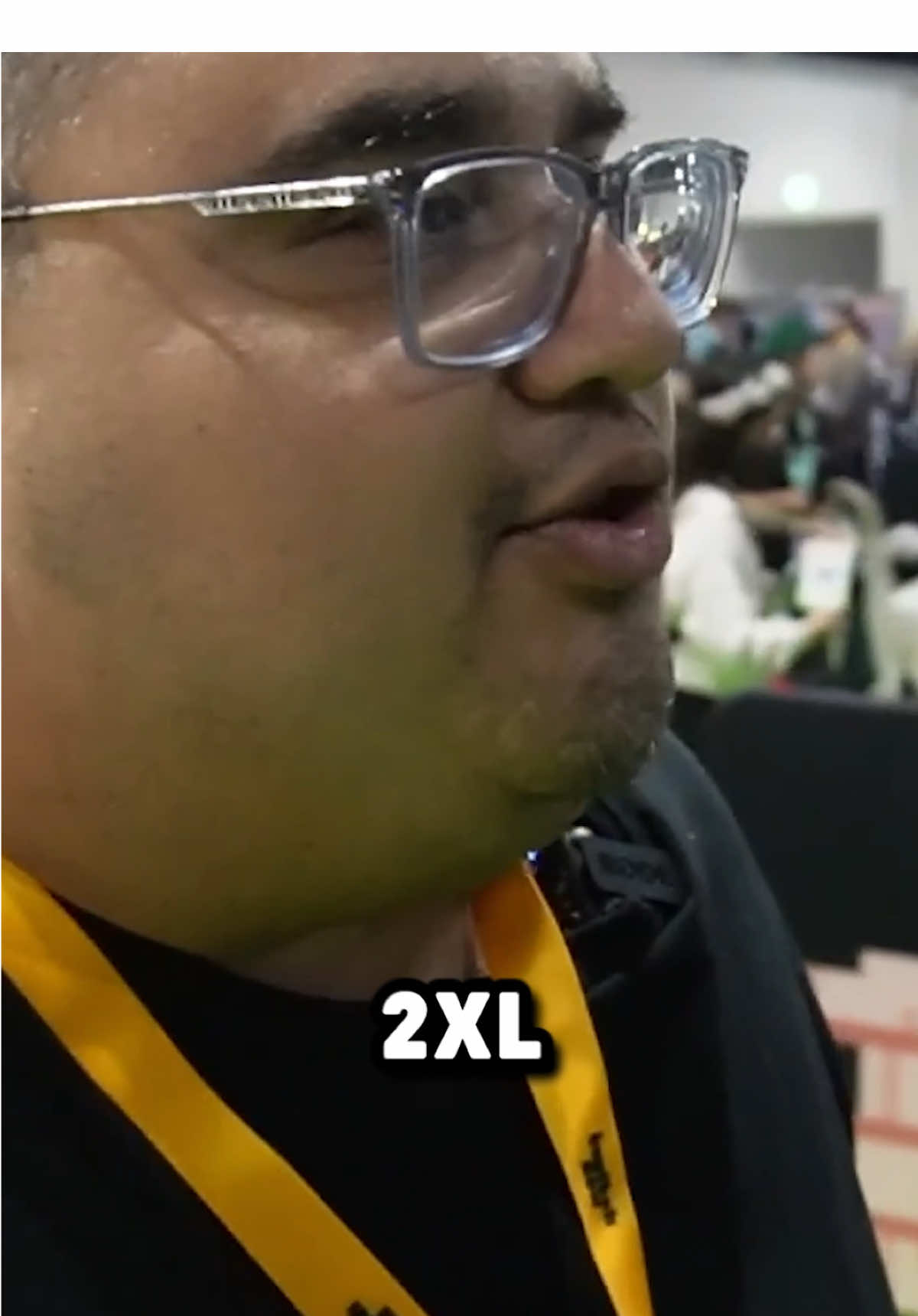 Roberto se burla de la sábana de #elded #humor #irl #twitchcon 