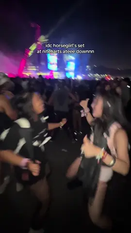 one of my fav sets of the weekend fs @˳✧༚ erika ( ^з^)˚✧˳ #niteharts #horsegiirl 