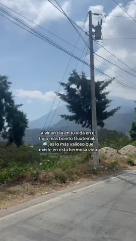 Vivirlo y acompañado con tus amigos es lo mejor experiencia de la vida #guatemala #guate #lagoatitlan #viral #chiapasmexico🇲🇽 