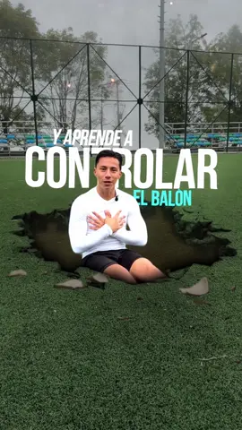 Futbolista aprende a controlar el balón 🔥 #futbol⚽️ #soccertiktok #futboltiktok #football #ronaldo 