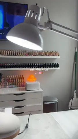 NAIL DAY VLOG🌟🫧🌸 #collegelifestyle #collegestudentlife #naildayvlog #nailinspiration #fallmorningroutine 