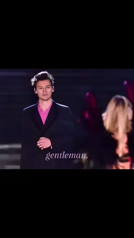 we respect a respectful king. #harrystyles #fyp #viral #victoriasecret #onedirection