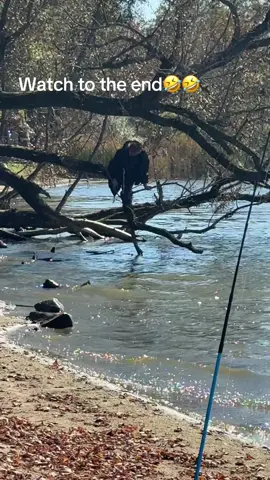#help #fyp #watchtillend #funny #fishing