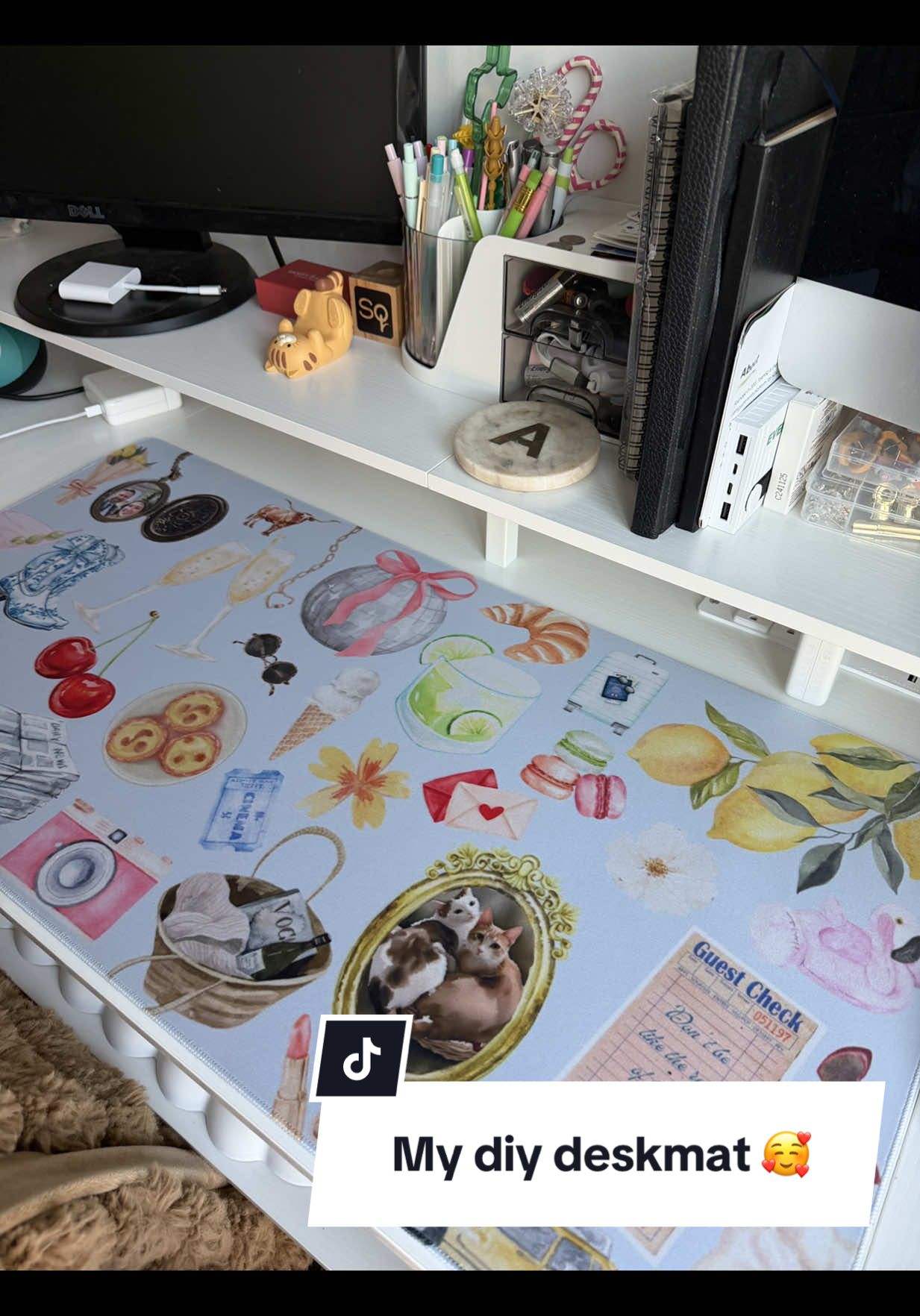 Unroll my diy desk mat with all my favorite things! #DIY #officedecor #girlythings #deskmat 