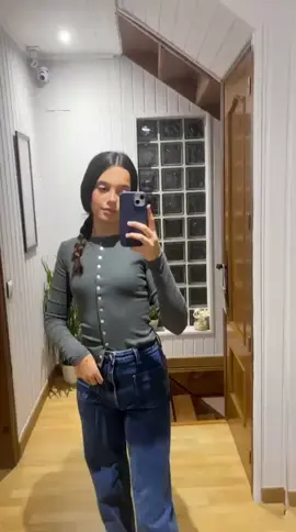 tiene todos los poderess...#OOTD #creatorsearchinsights #viral #fyp 