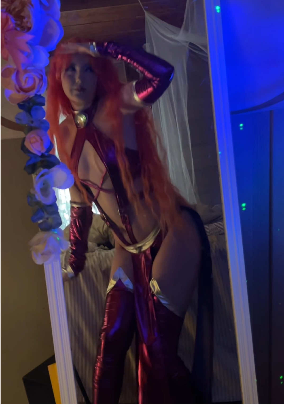 This wig is awesomeeee  #starfire #cosplay