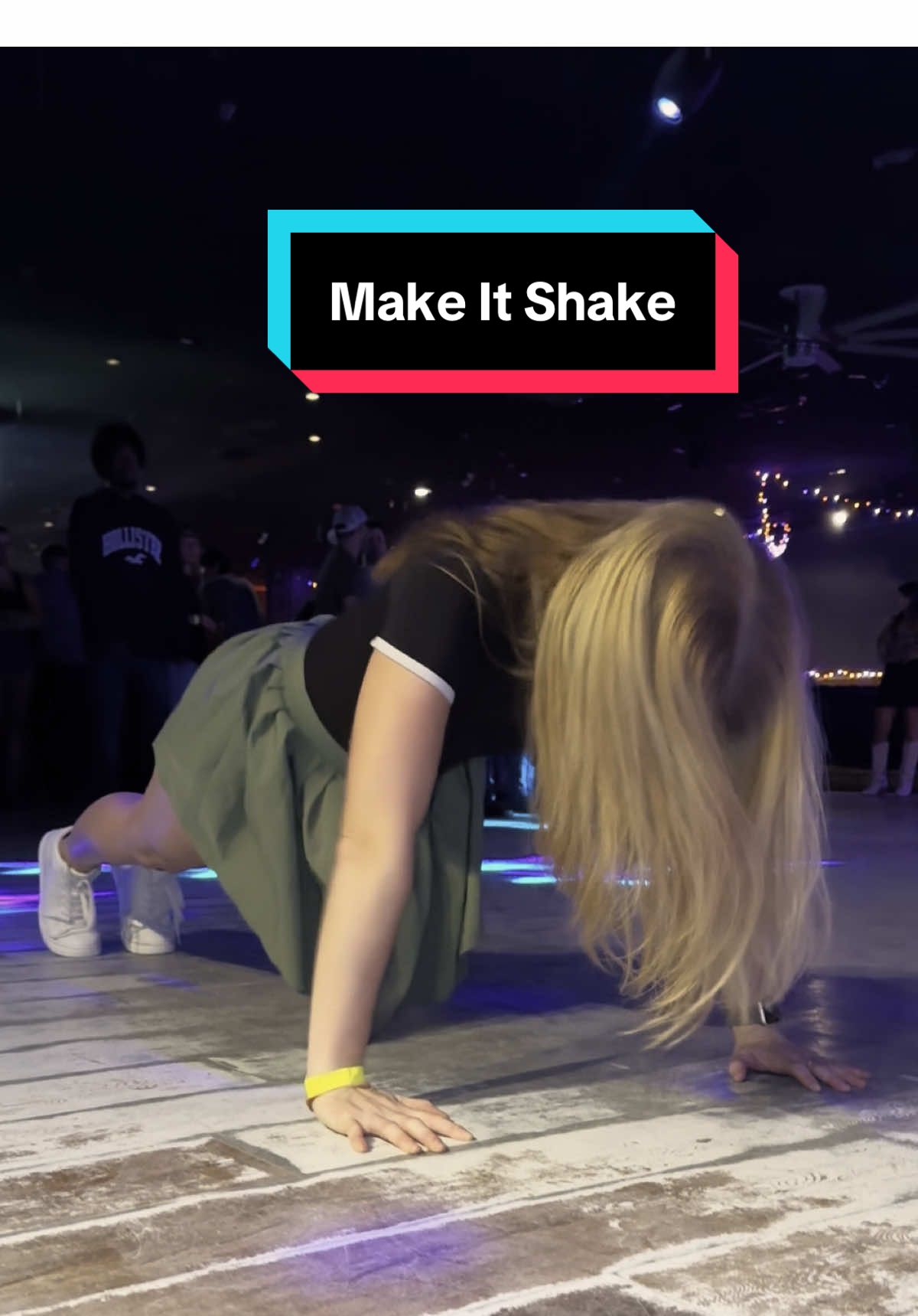✨Make It Shake ✨ #makeitshake #linedance #linedancing #countrybar #honkytonk #linedancersoftiktok #viral #fypシ #trending #hobby #fun #tag #pushups