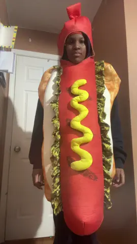 Oh okay #hotdog #dance #halloweeen #fyp #viral 