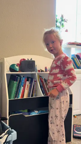 Agatha counting learning with Alexa 🥹#cute #fyp #kidsoftiktok #ActingKid #MiniActress 